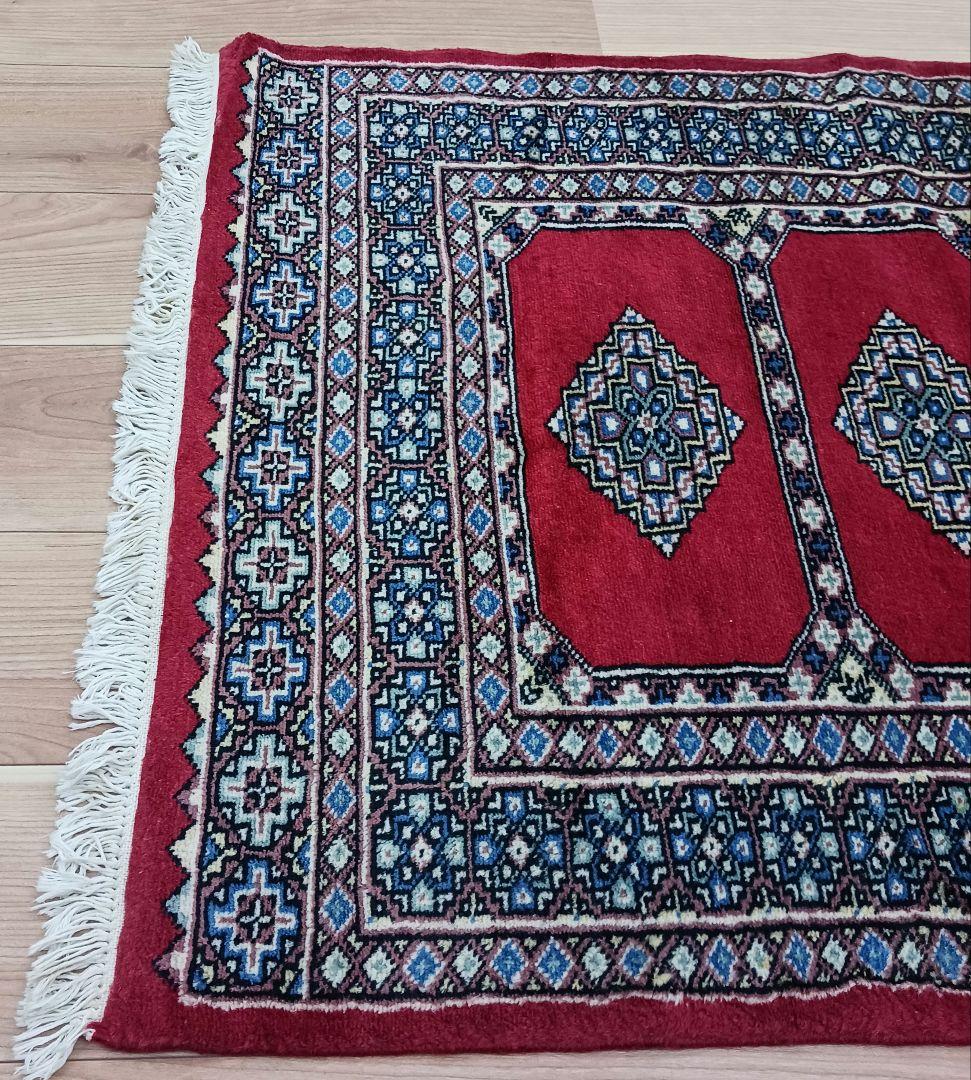 Y2270-2 パキスタン産 ウール 手織り 絨毯 120×77㎝