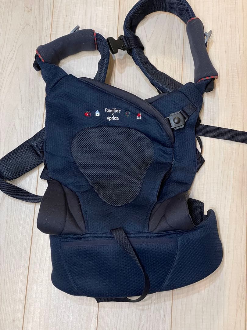 familiar Aprica 抱っこひも ネイビー/チェック