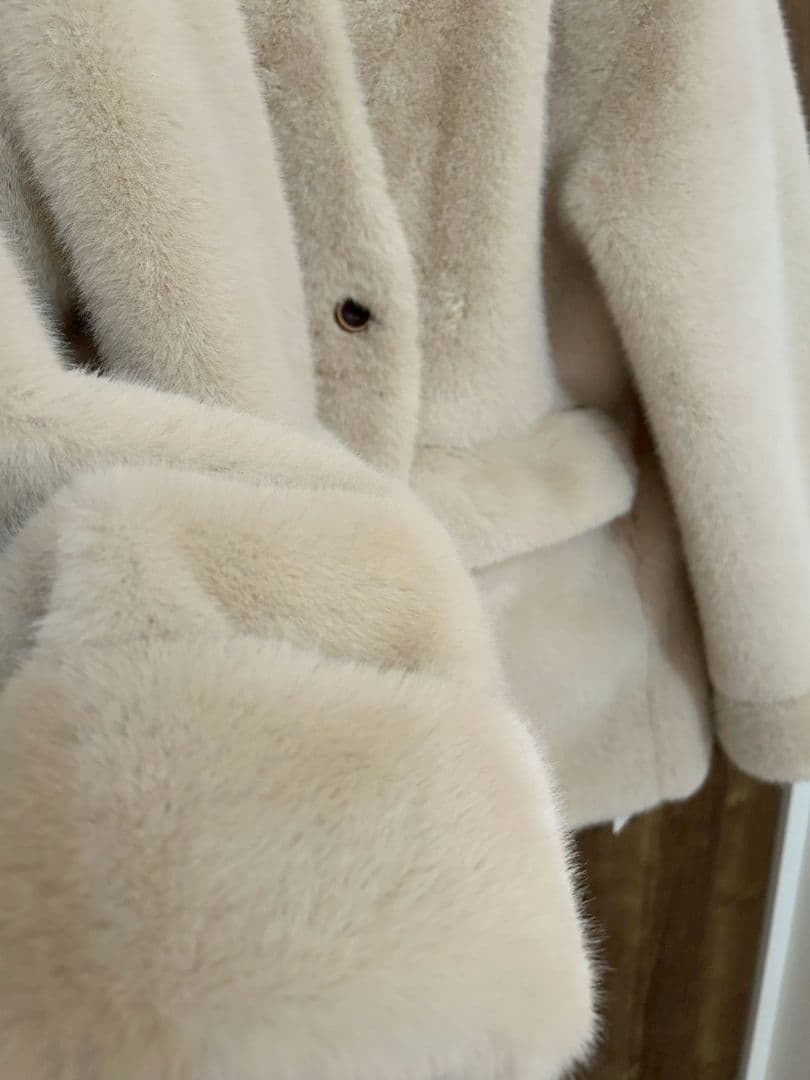 Lumier エコファーノーカラーコート