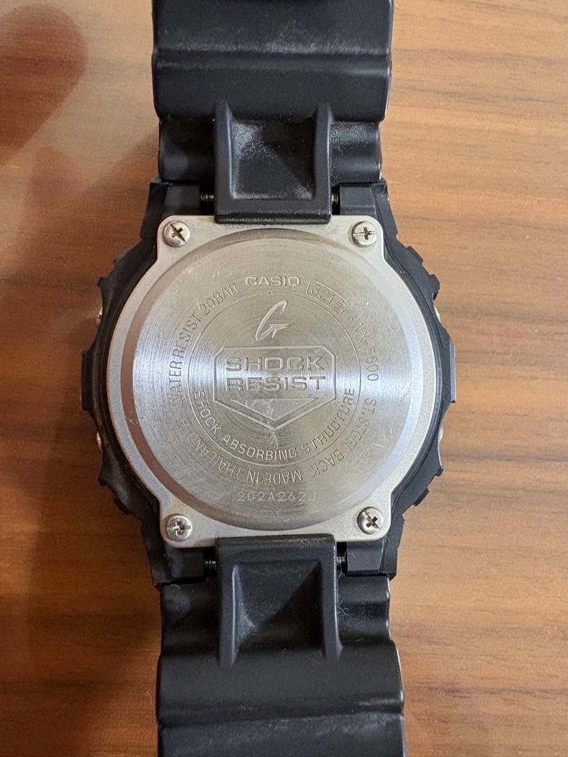 【最終値下げ】G-SHOCK 腕時計 GWX-5600中古品