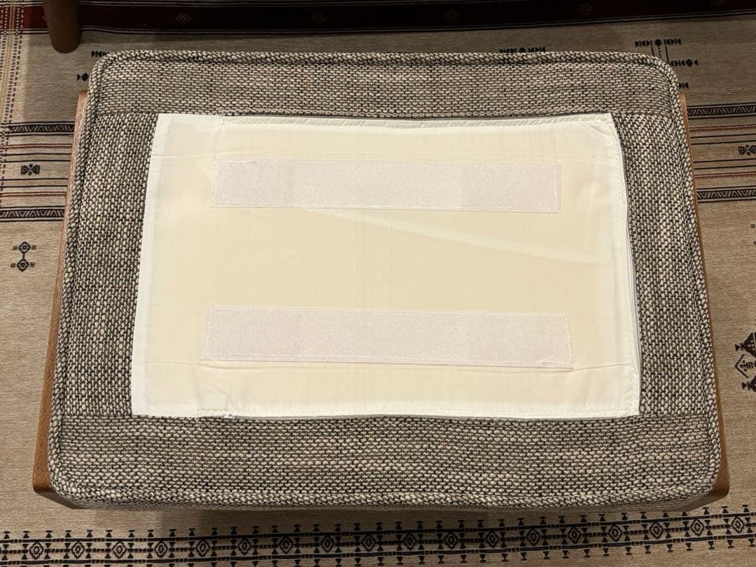 グレー系オットマン・スツール