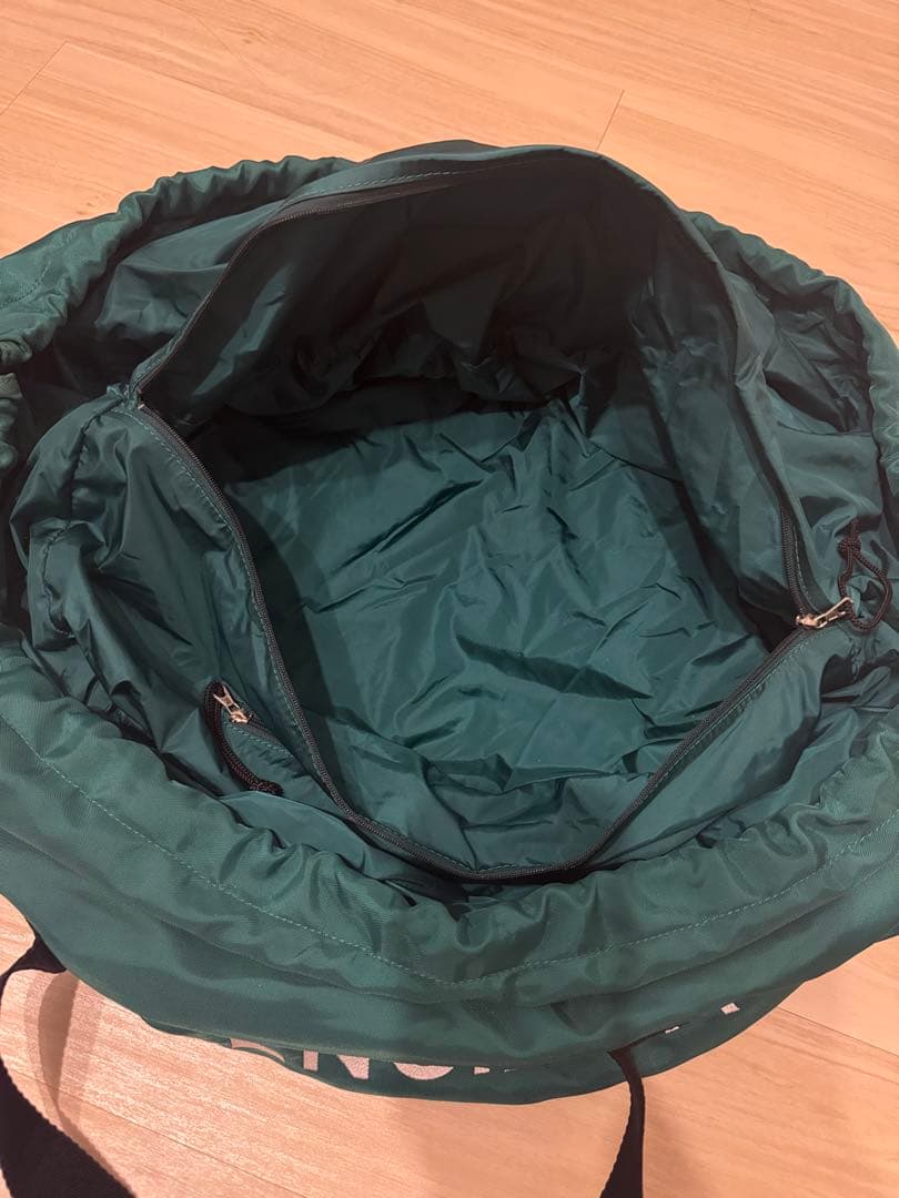 BALENCIAGA （バレンシアガ）ロゴ刺繍ナイロンホイールボストンバッグ