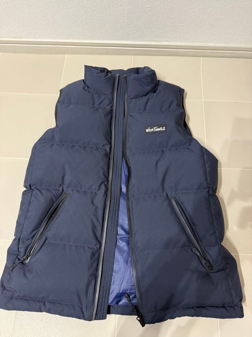 WILD THINGSネイビー ダウンベスト ノースリーブ サイズS