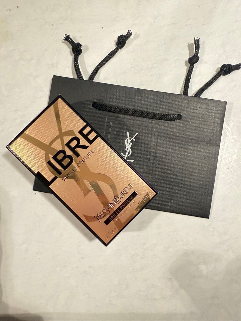 イヴ・サンローラン　リブレ オーデパルファム バニラ クチュール 50ml