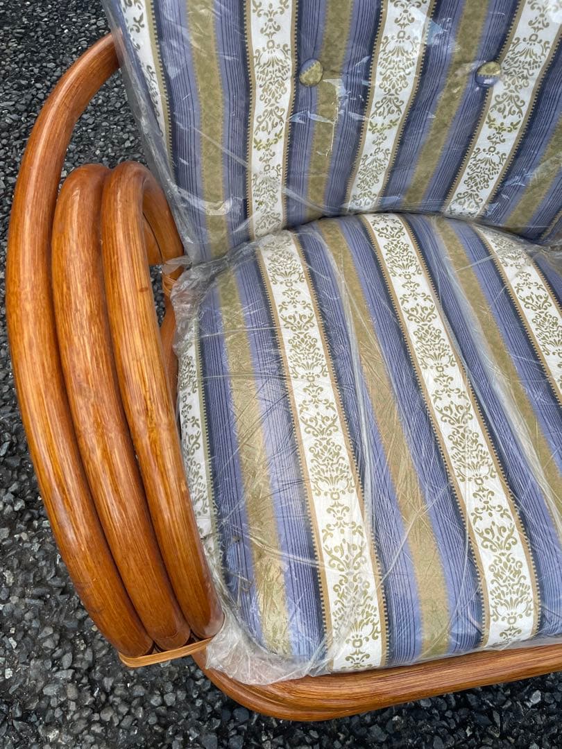 新品　光製作所 籐 ラタン 回転椅子 回転式座椅子 肘掛け ラタンチェア