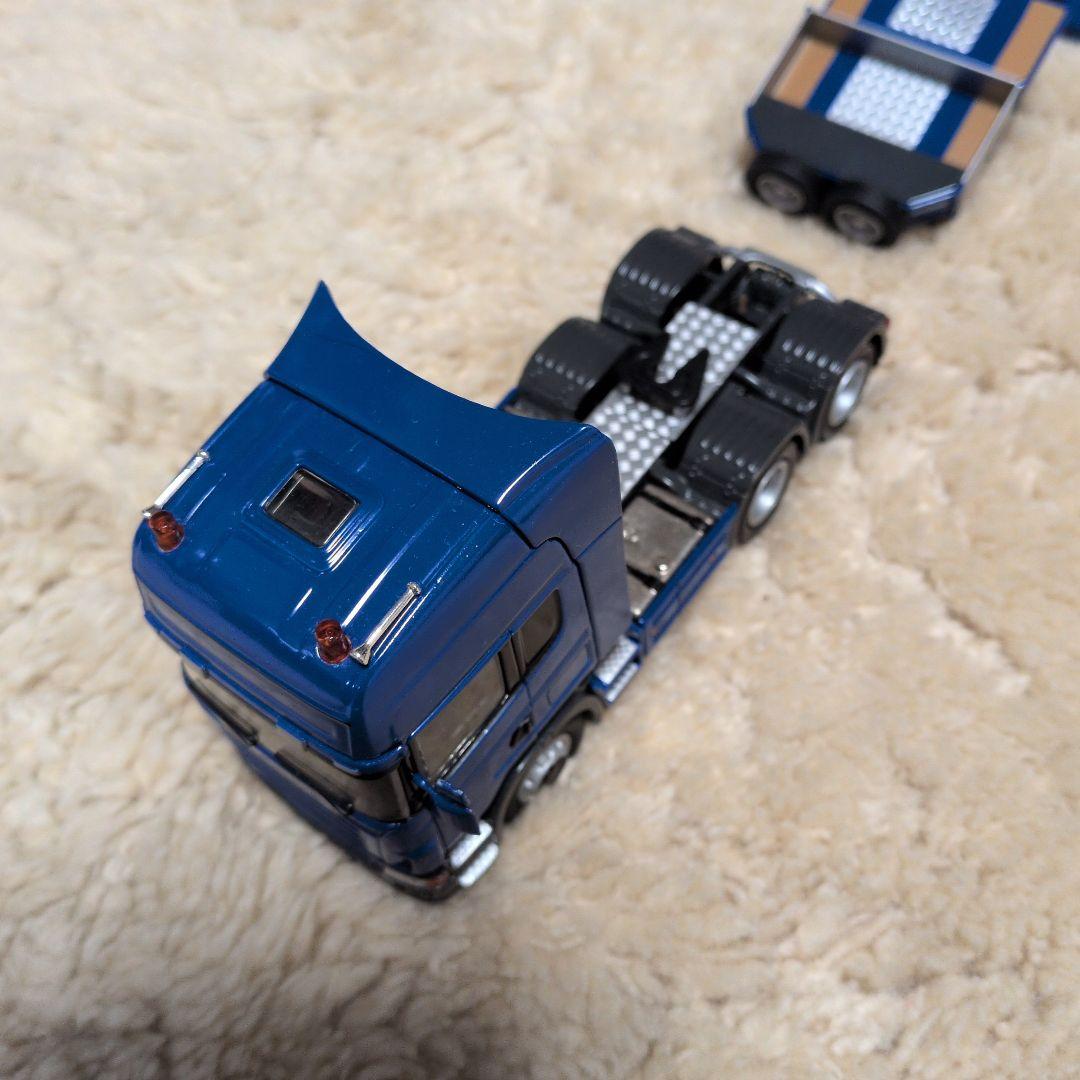 青 トレーラー ミニカー 6ホイール