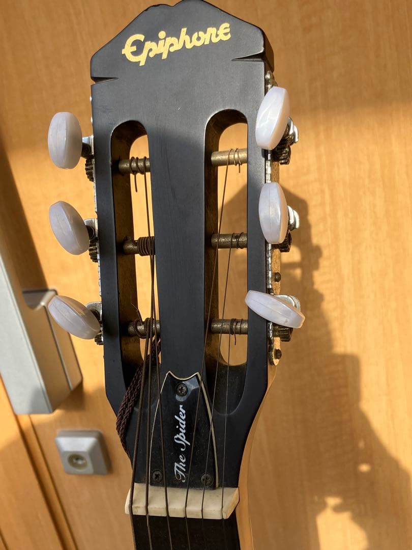 Epiphone The Spider リゾネーターギター　スクエアネック