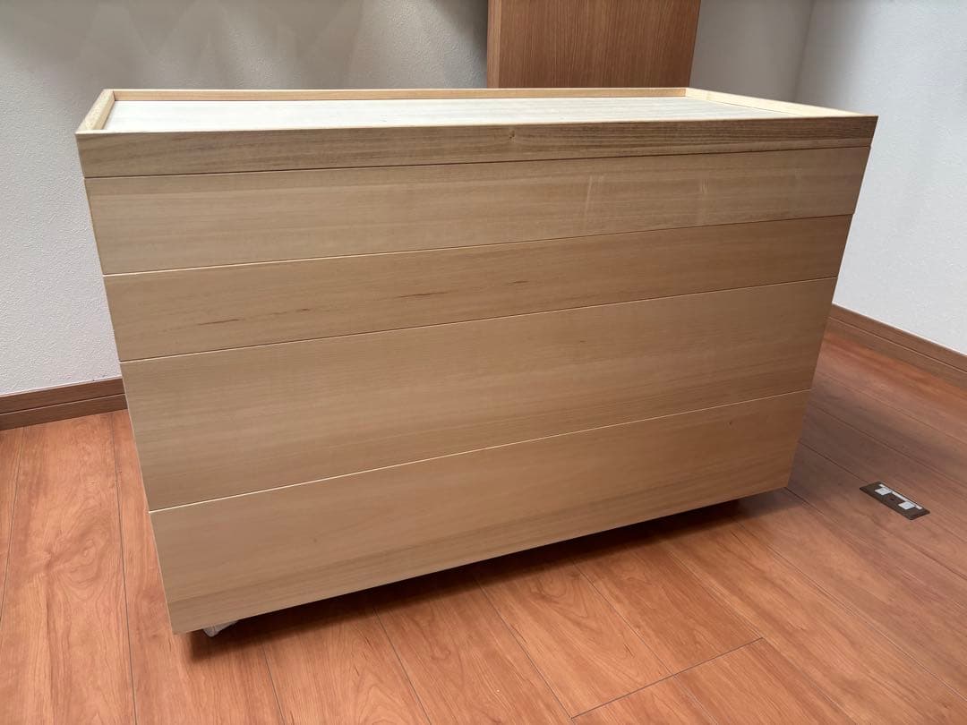 桐箪笥　4段 キャスター付き