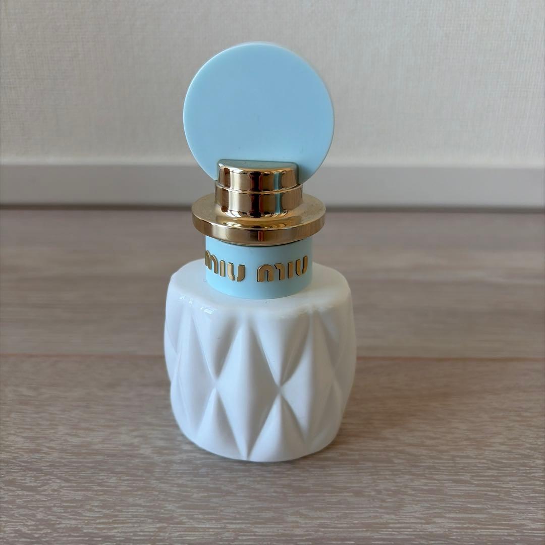 MIUMIU フルール ドゥ レ オードパルファム 30ml