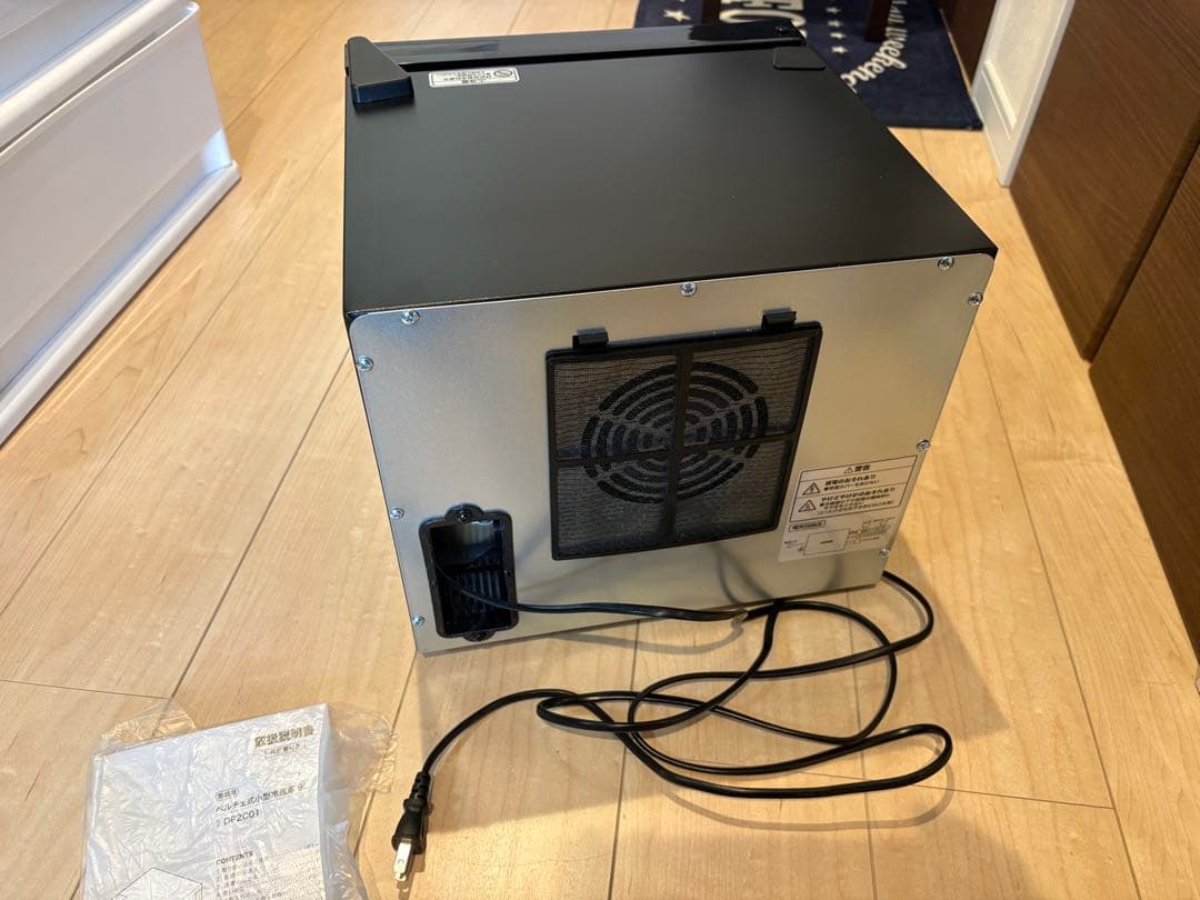 ペルチェ式小型冷蔵庫9L ニトリ