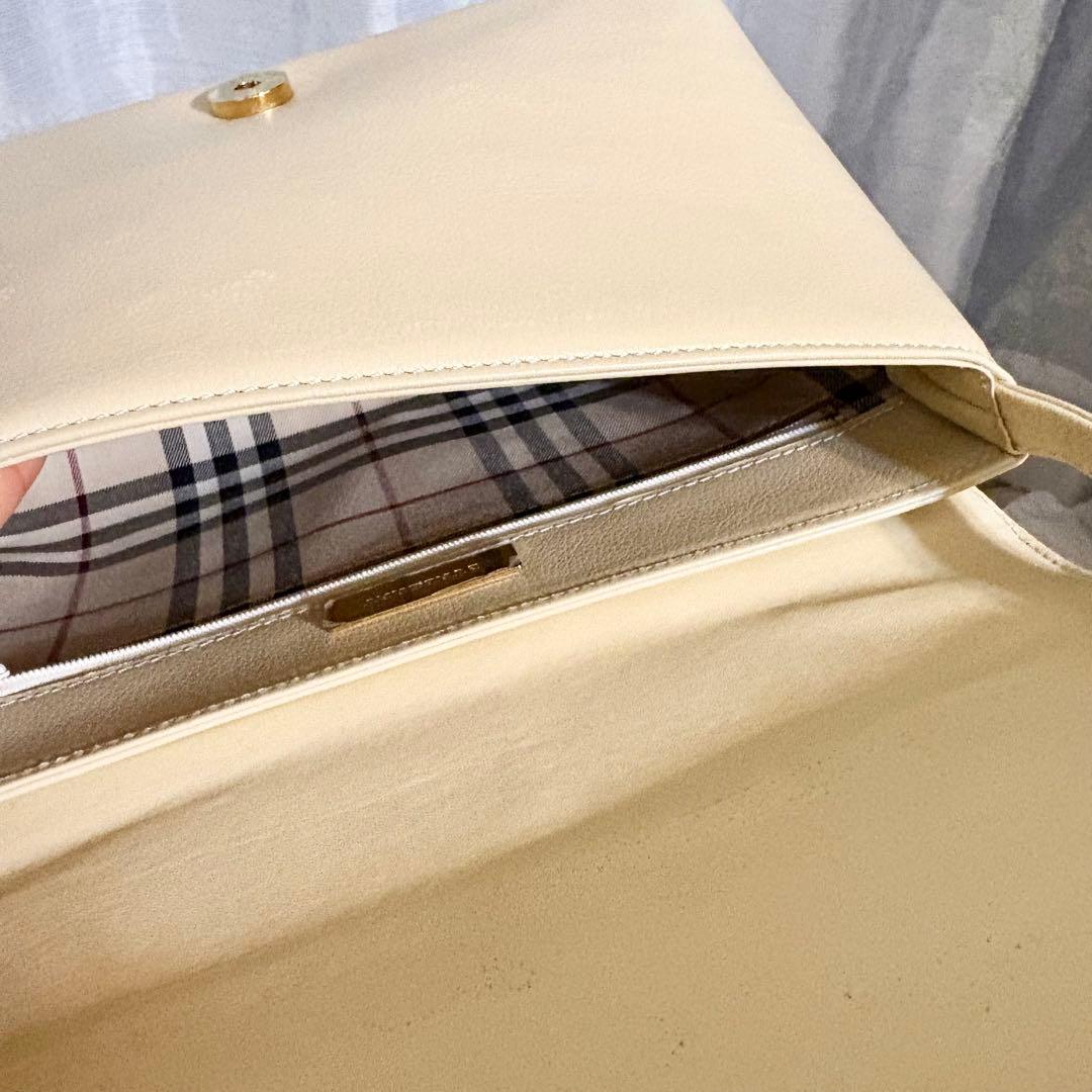 バーバリー　ハンドバッグ