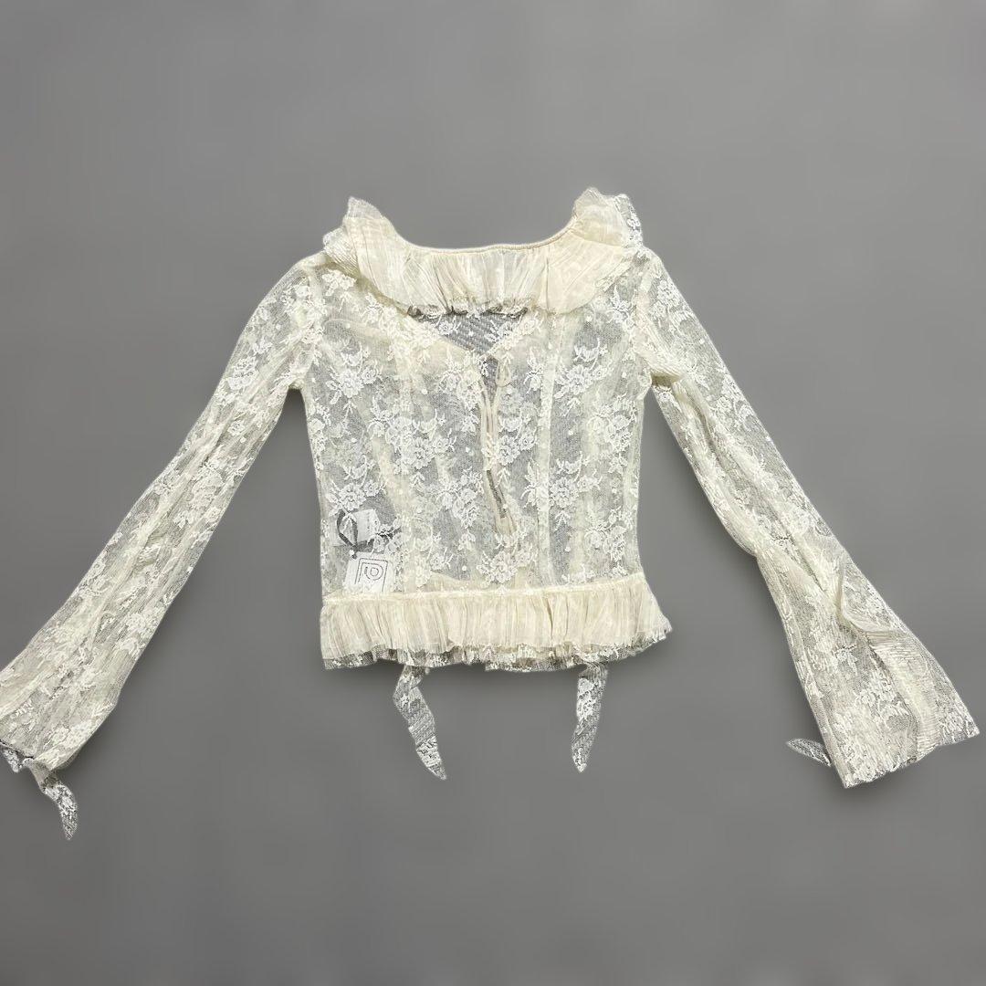 レースブラウス