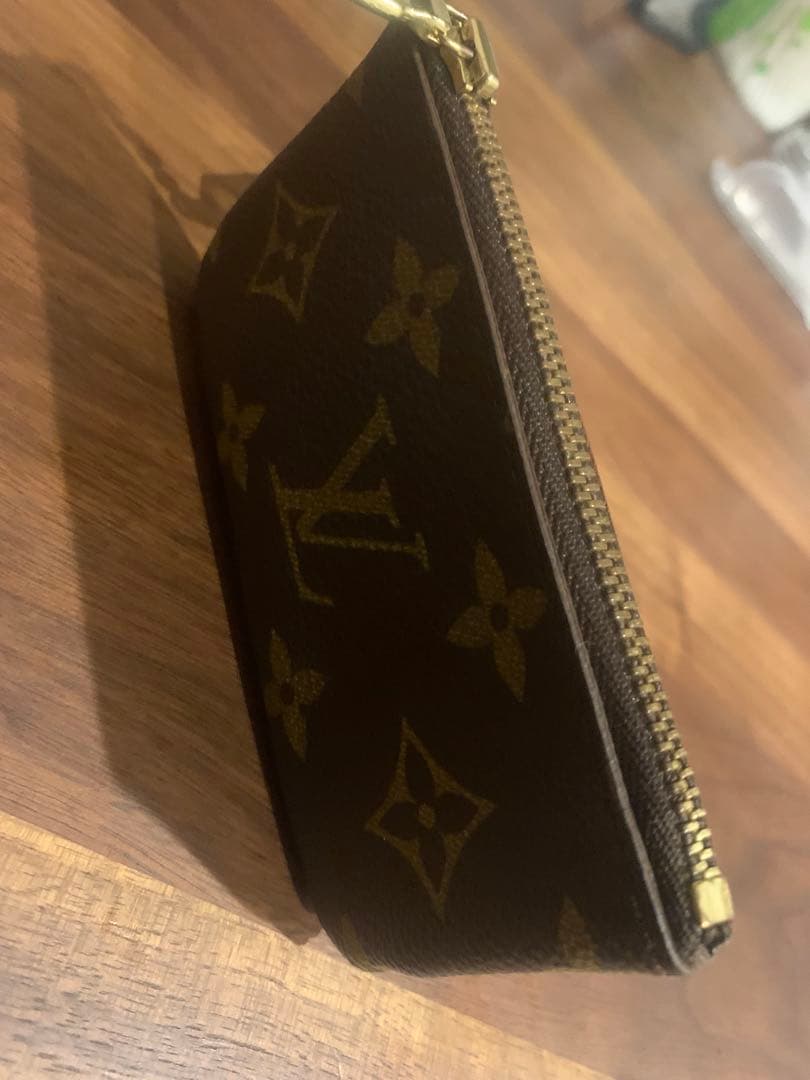 Louis Vuitton モノグラム　ケース