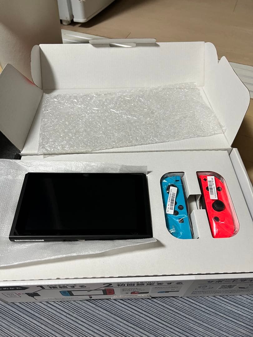 Nintendo Switch マリオカート　ジョイコン　ジョイコンハンドル