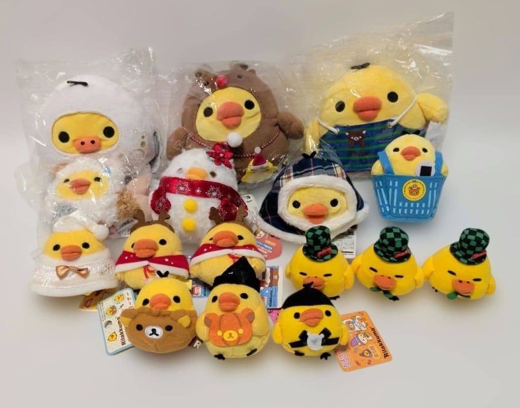 【新品未使用】オマケ付き！ キイロイトリ ぬいぐるみ ポーチ 他 まとめ売り