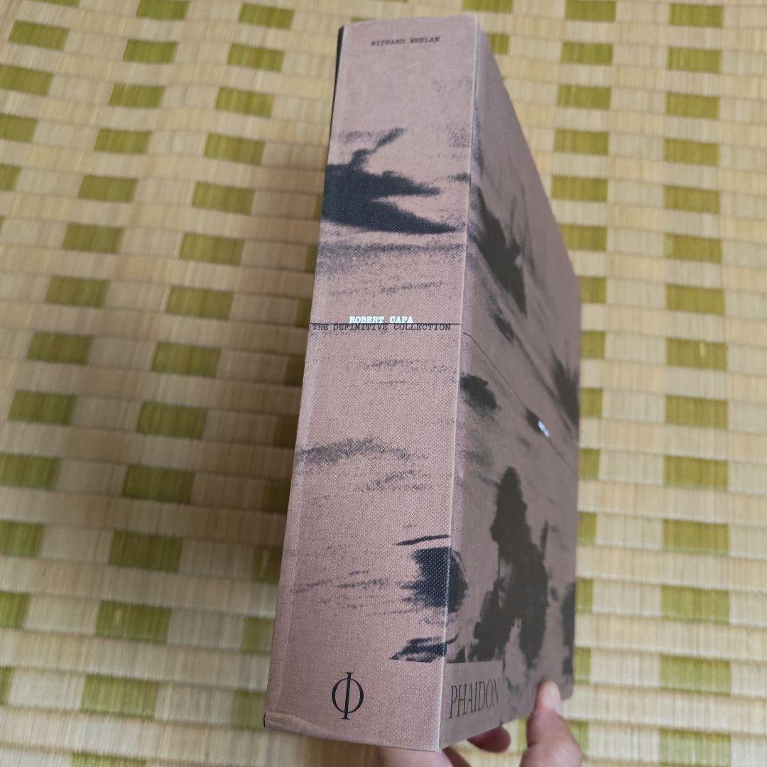 ロバート・キャパ写真集　 決定版コレクション　英語
