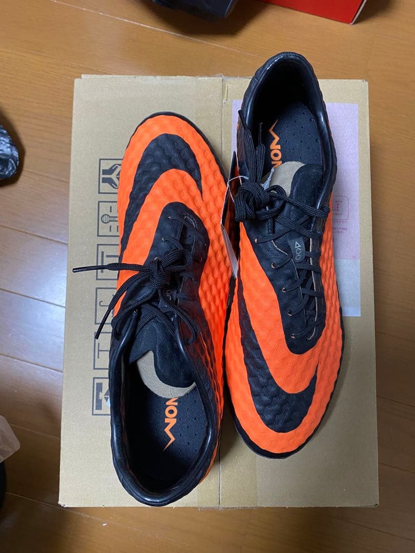 新品　ナイキ　ハイパーヴェノムファントム　fg イタリア製　初代モデル　レア