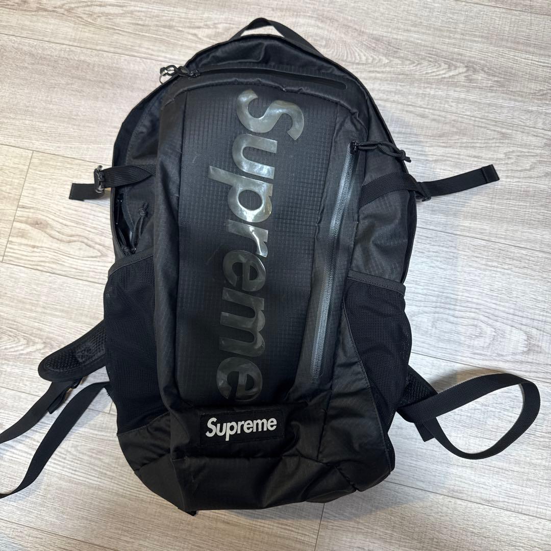 Supreme ブラック リュック・バックパック