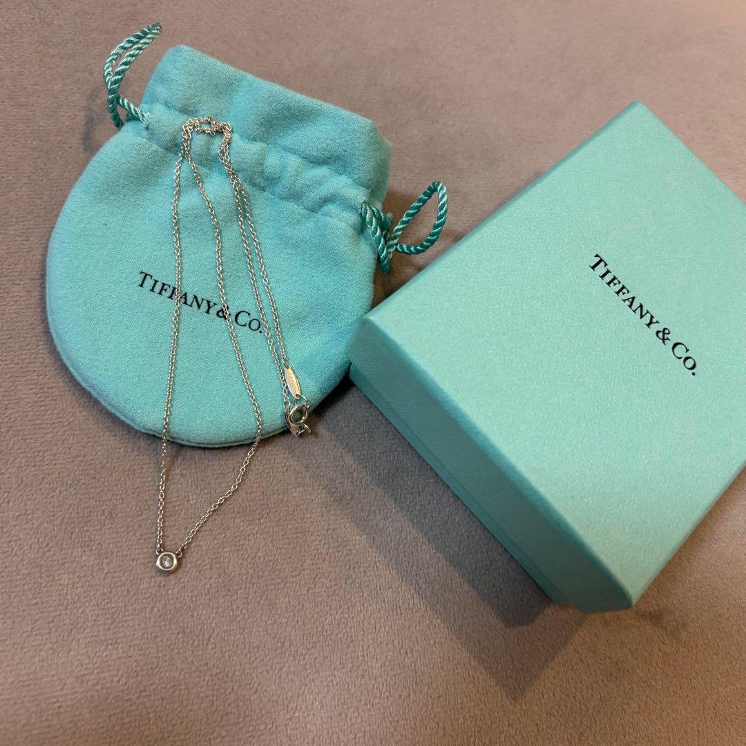 Tiffany カラー バイ ザ ヤード アクアマリン ペンダント