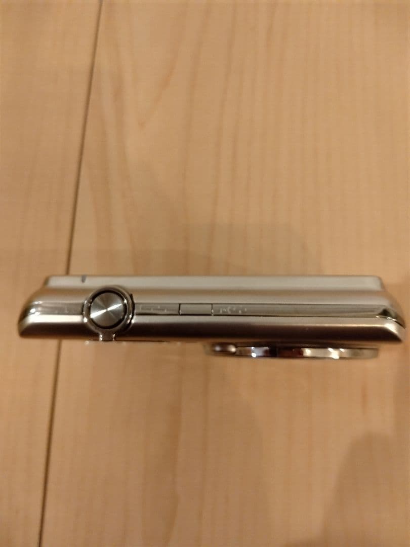 CASIO EXILIM6倍ズーム 16.1メガピクセルデジタルカメラケース付き