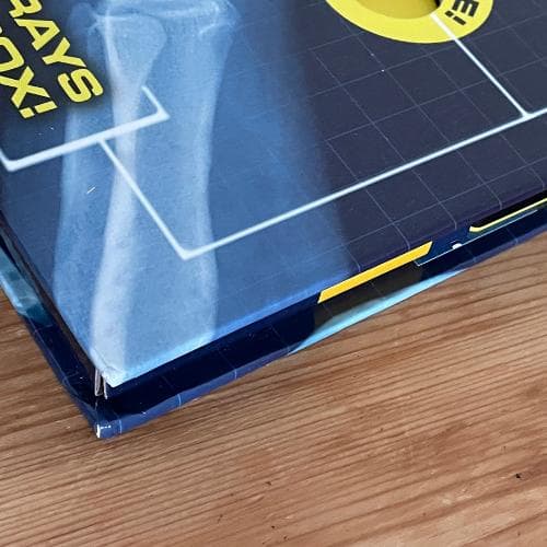 洋書【解剖学・骨格がわかる】レントゲン遊び　AMAZING X-RAYS　人体