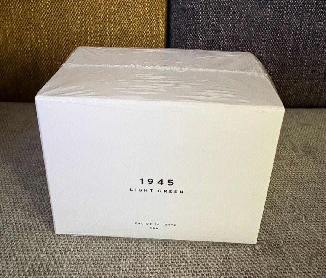 未開封SHOLAYERED LIGHT GREEN 1945 ライトグリーン香水