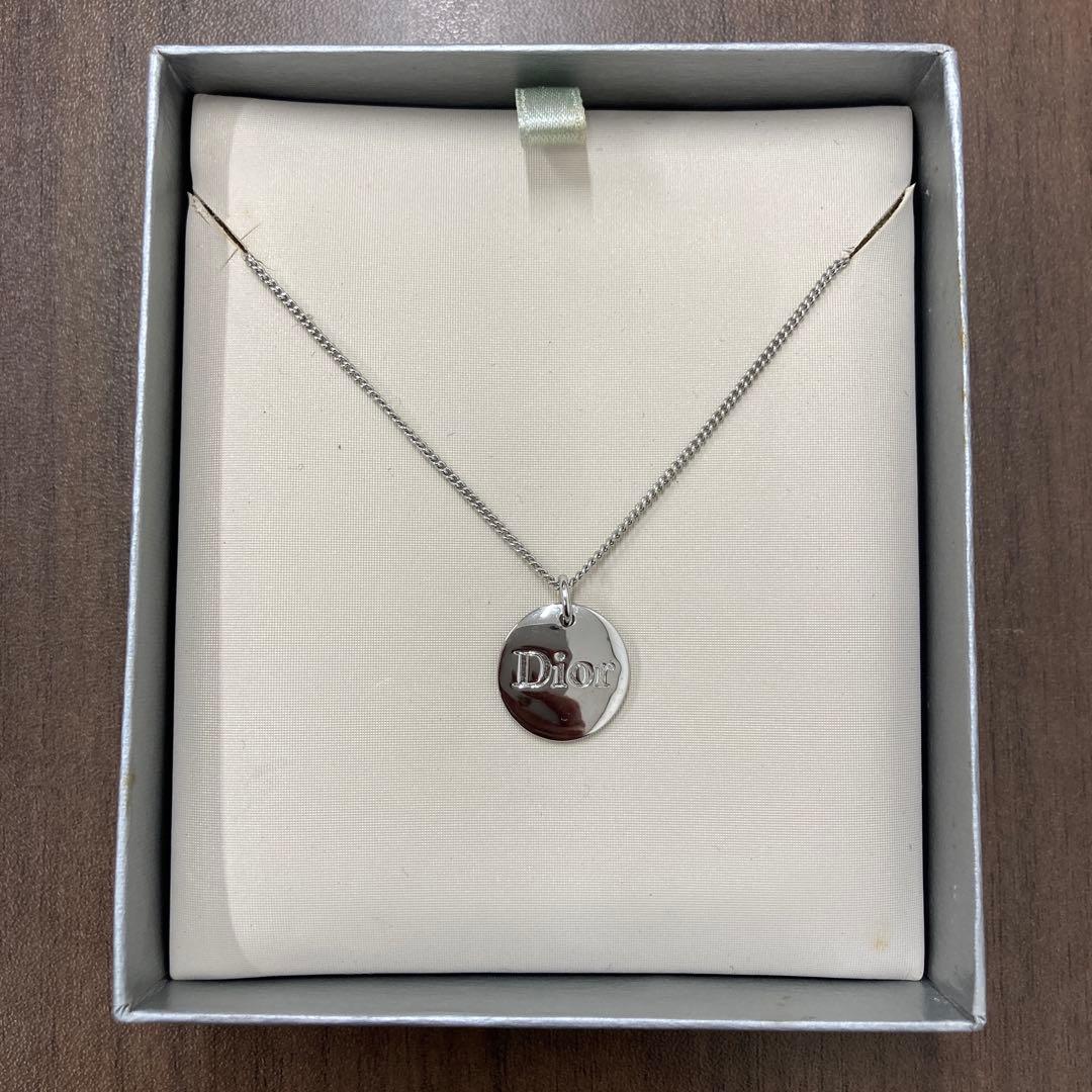 クリスチャンディオール ロゴ ラウンドプレート ネックレス 箱付