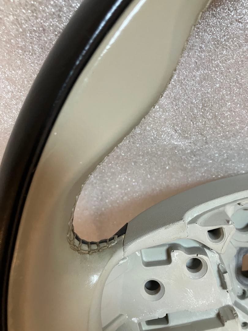 VOLVO ステアリングホイール 31426787 ボルボ　v40より取り外し