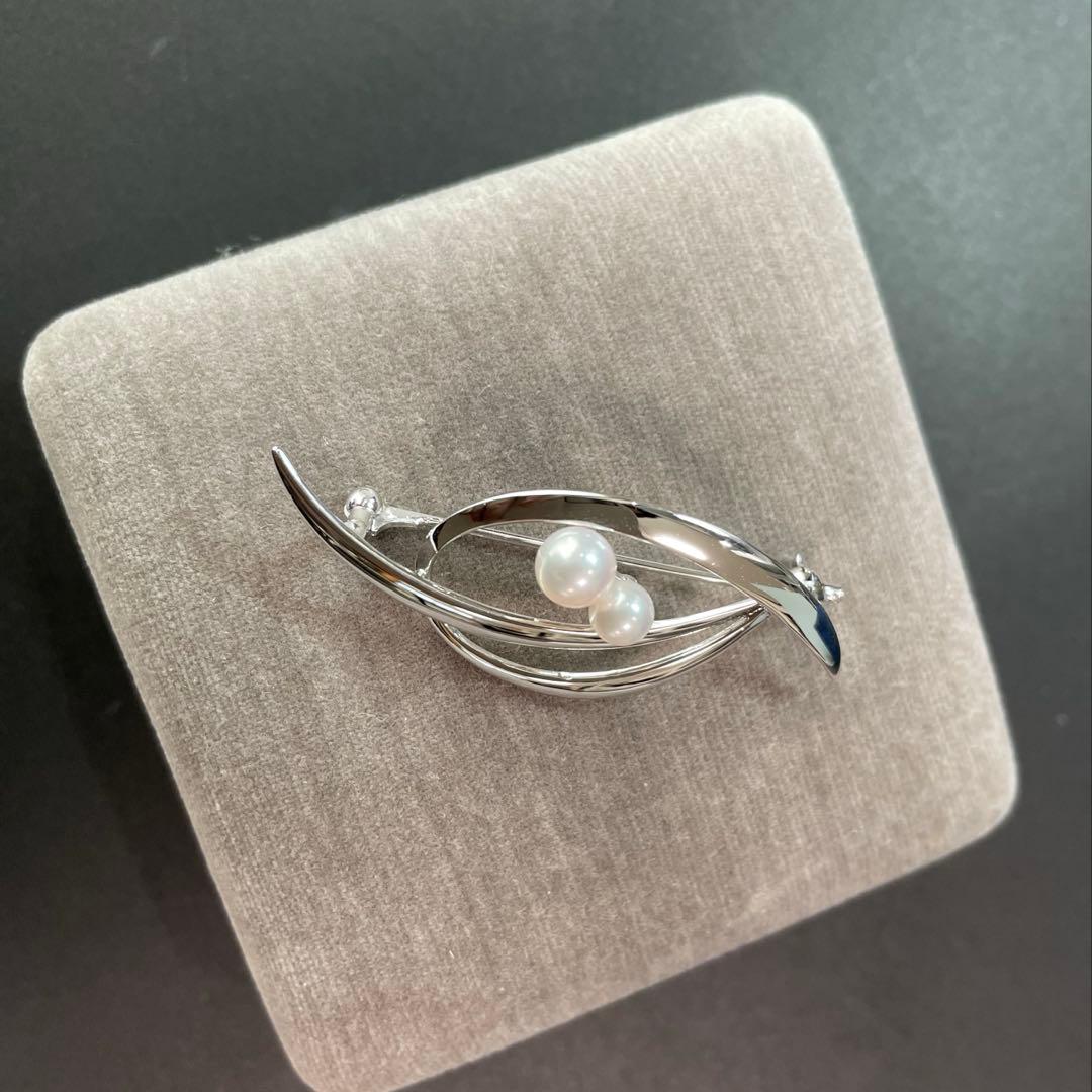 新品　ミキモト　パールブローチ　入学式　卒業式　ブランド　ケース付き