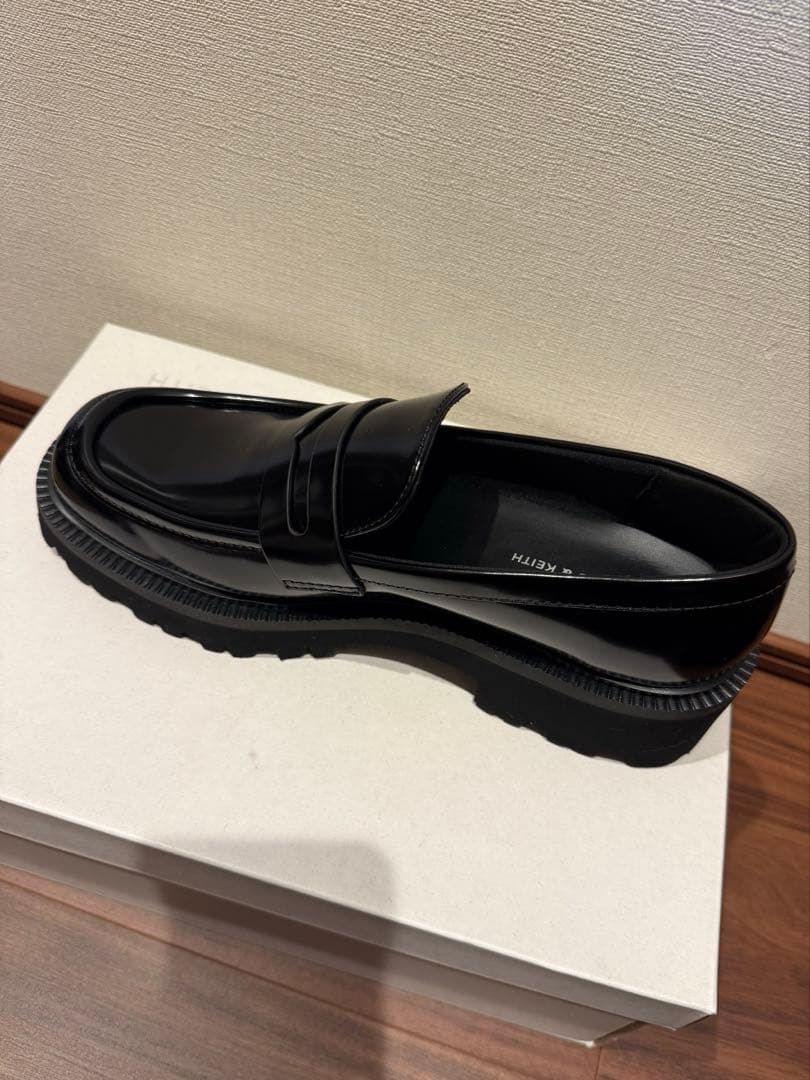 CHARLES & KEITH カバードリッジソール ローファー 38