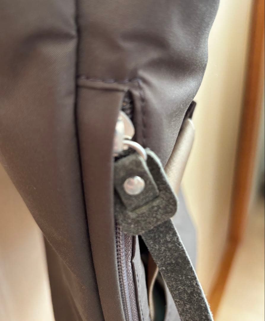 【美品】ノルン【N/ORN 】抱っこバッグ　ショルダーバッグ ヒップシート