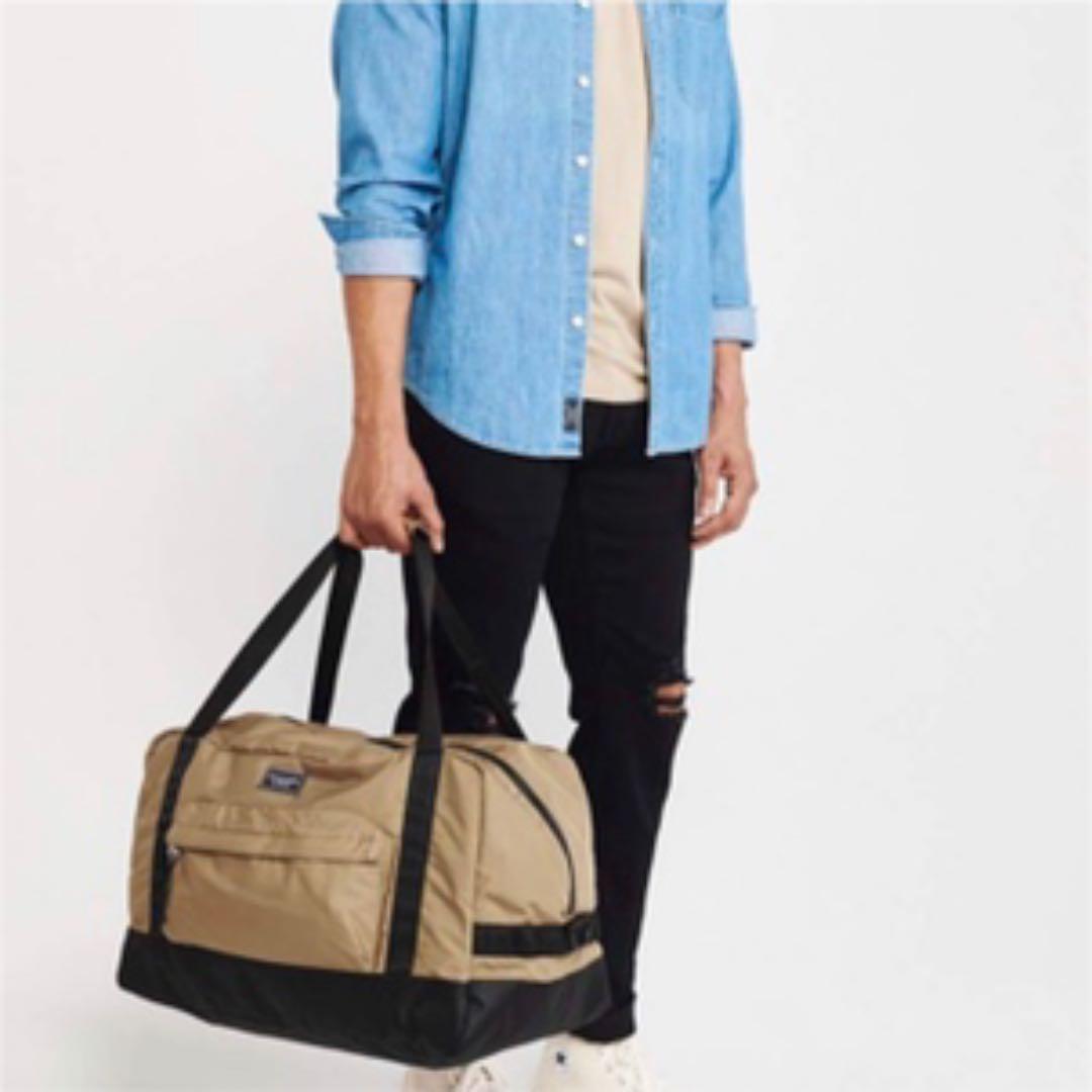 Abercrombie&Fitch  (カーキー) バッグ