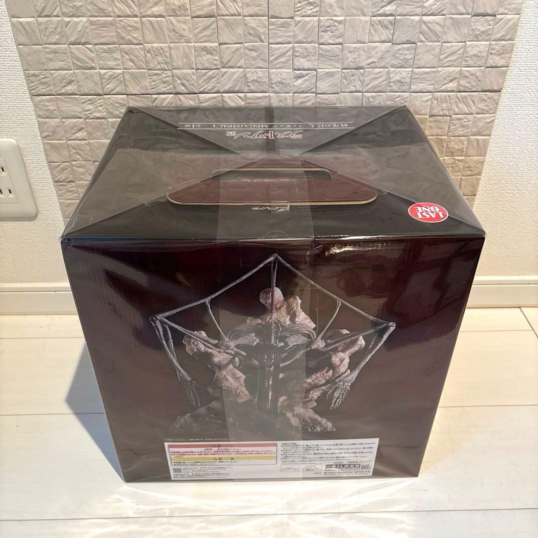 進撃の巨人　一番くじ　ラストワン賞　終尾の巨人