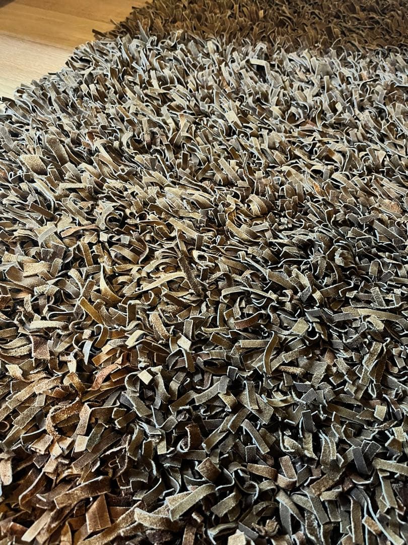 ACTUS スウェードラグ　シャギーラグ　200x135サイズ