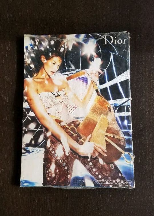 V MAGAZINE | No.19 2002 （外装フィルム未開封版）