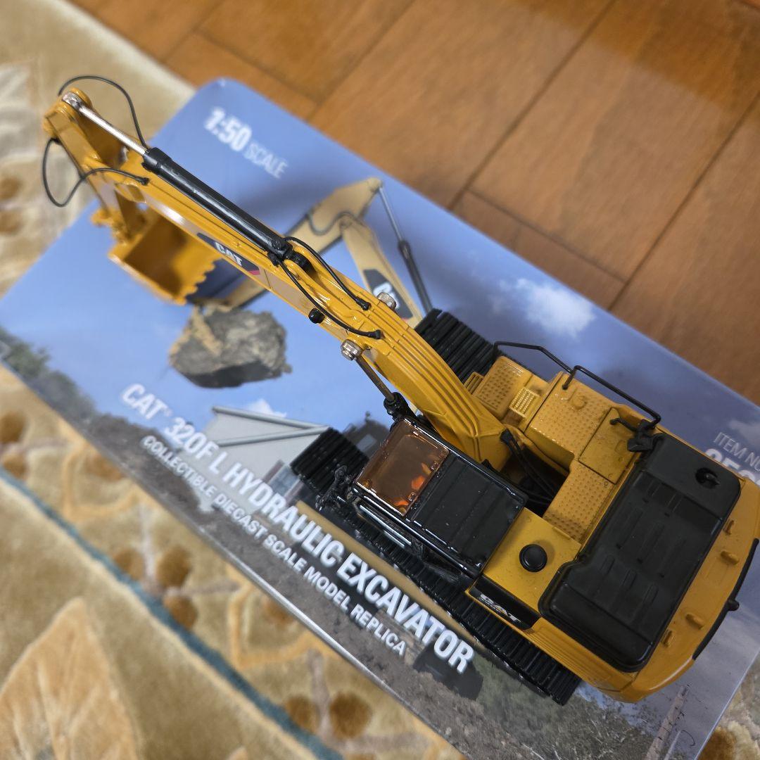 CAT 320FL Hydraulic Excavator 1:50スケール