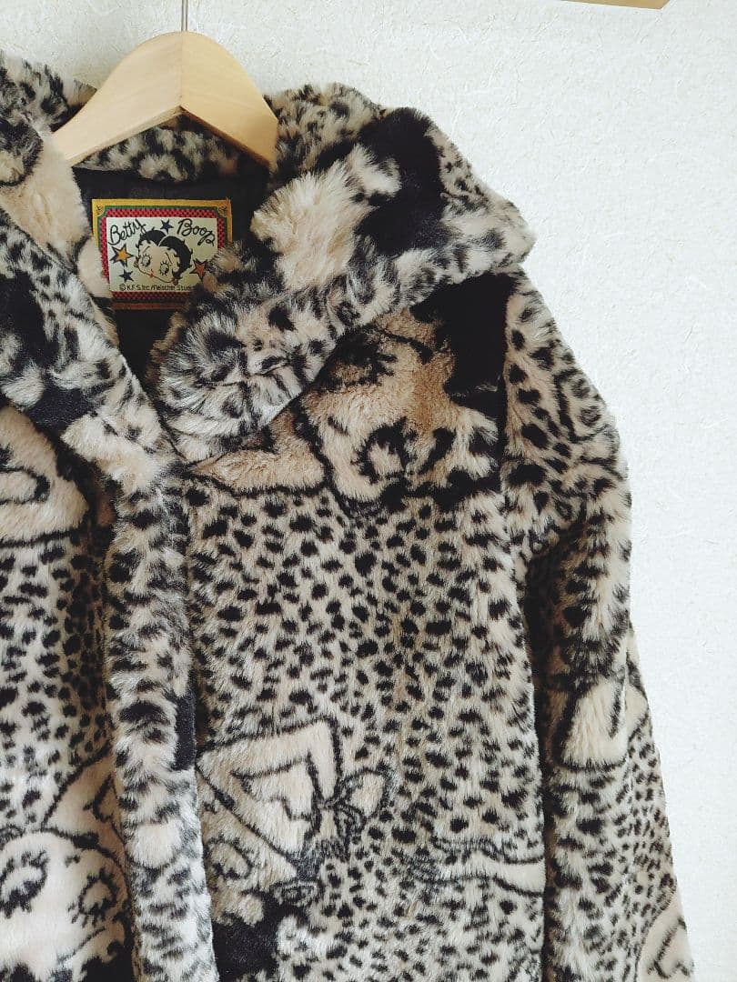 Betty Boop レオパード柄ファーコート　ベージュ　ブラック　ヒョウ柄