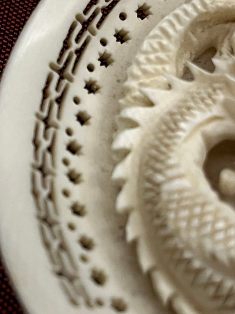 中国美術　骨董　彫刻　天然素材　象牙調