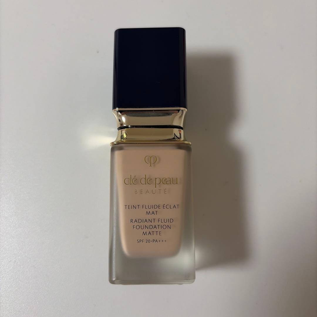 クレ・ド・ポー ボーテ タンフリュイドエクラ マット オークル10