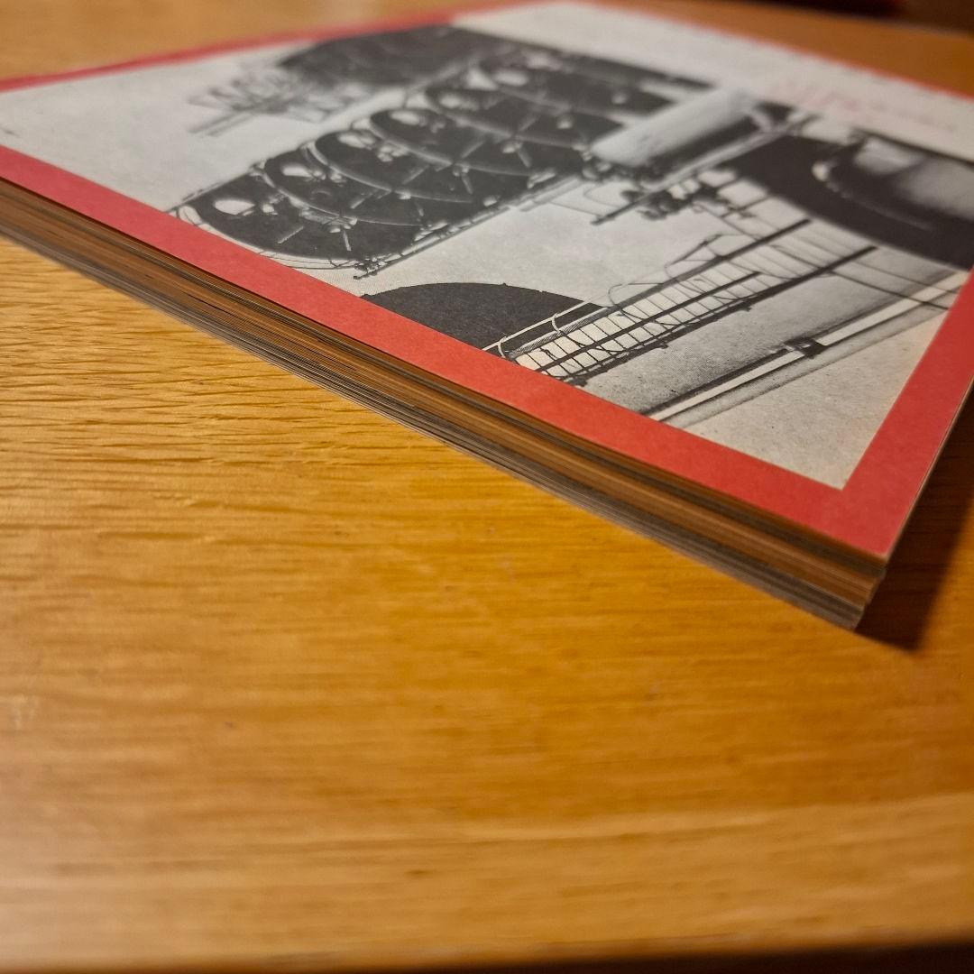 CAR GRAPHIC 創刊号 復刻版 1982 メルセデス 外箱・ステッカー