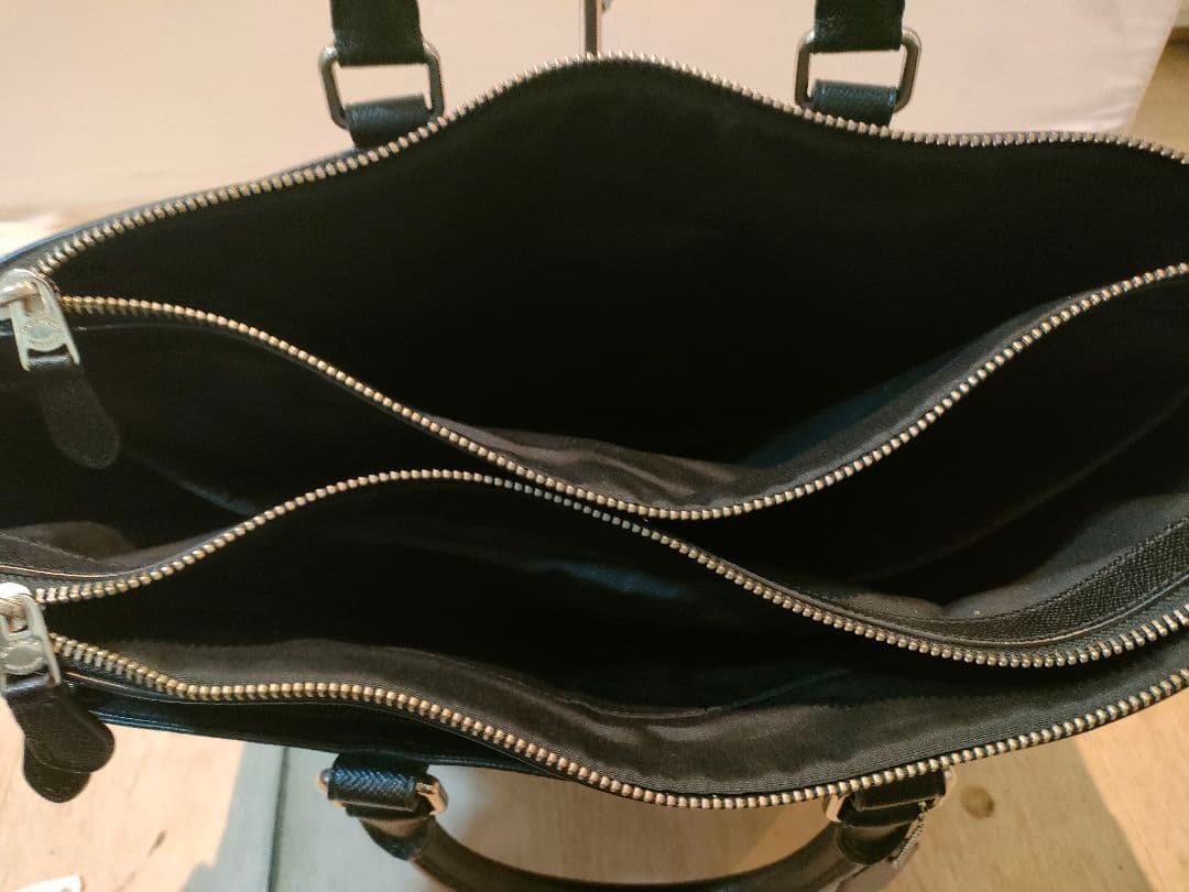 【美品】コーチ　メトロポリタン　F59141 ブラック　サフィアーノレザー