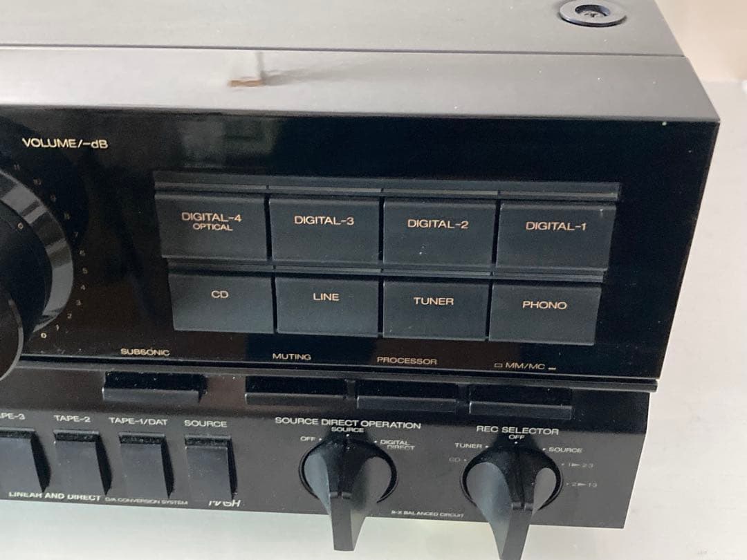 SANSUI AU-α777DG プリメインアンプ　ヴィンテージ　＊通電確認のみ