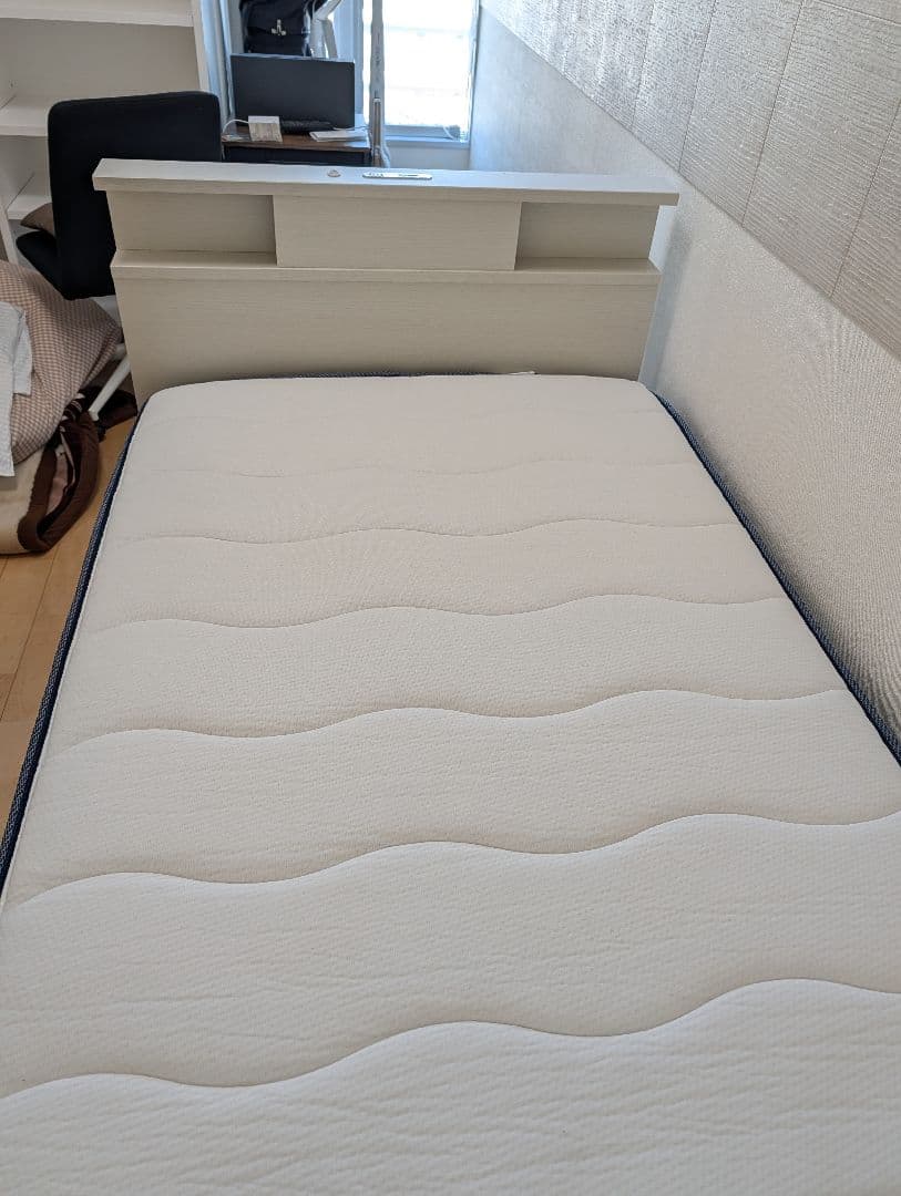 【gahara7】（ほぼ新品）ニトリ　マットレス付きシングルベッド