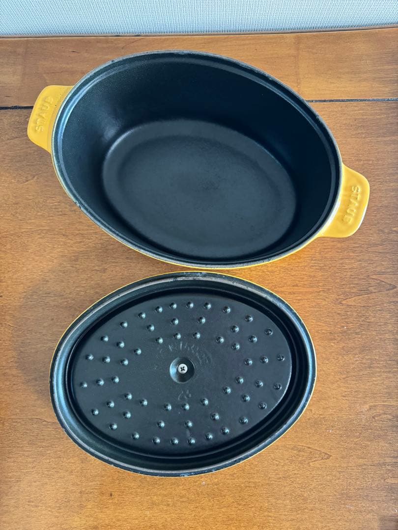 STAUB 鋳鉄 両手鍋 ストウブのピコ・ココットオーバルマスタード23cm