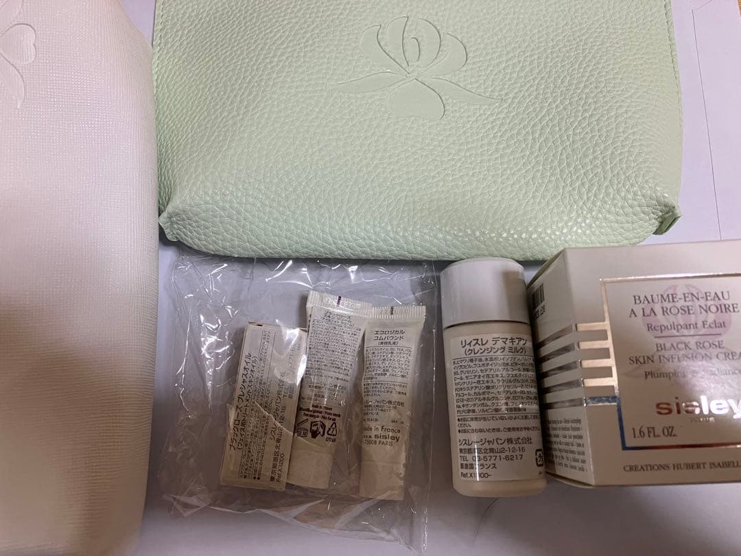 (ポーチ２個・ミニサイズ4品付き)シスレー ブラックローズ スキン クリーム