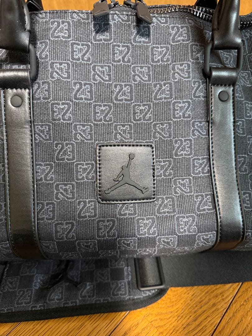 ジョーダン　モノグラム　ダッフルバッグ25L