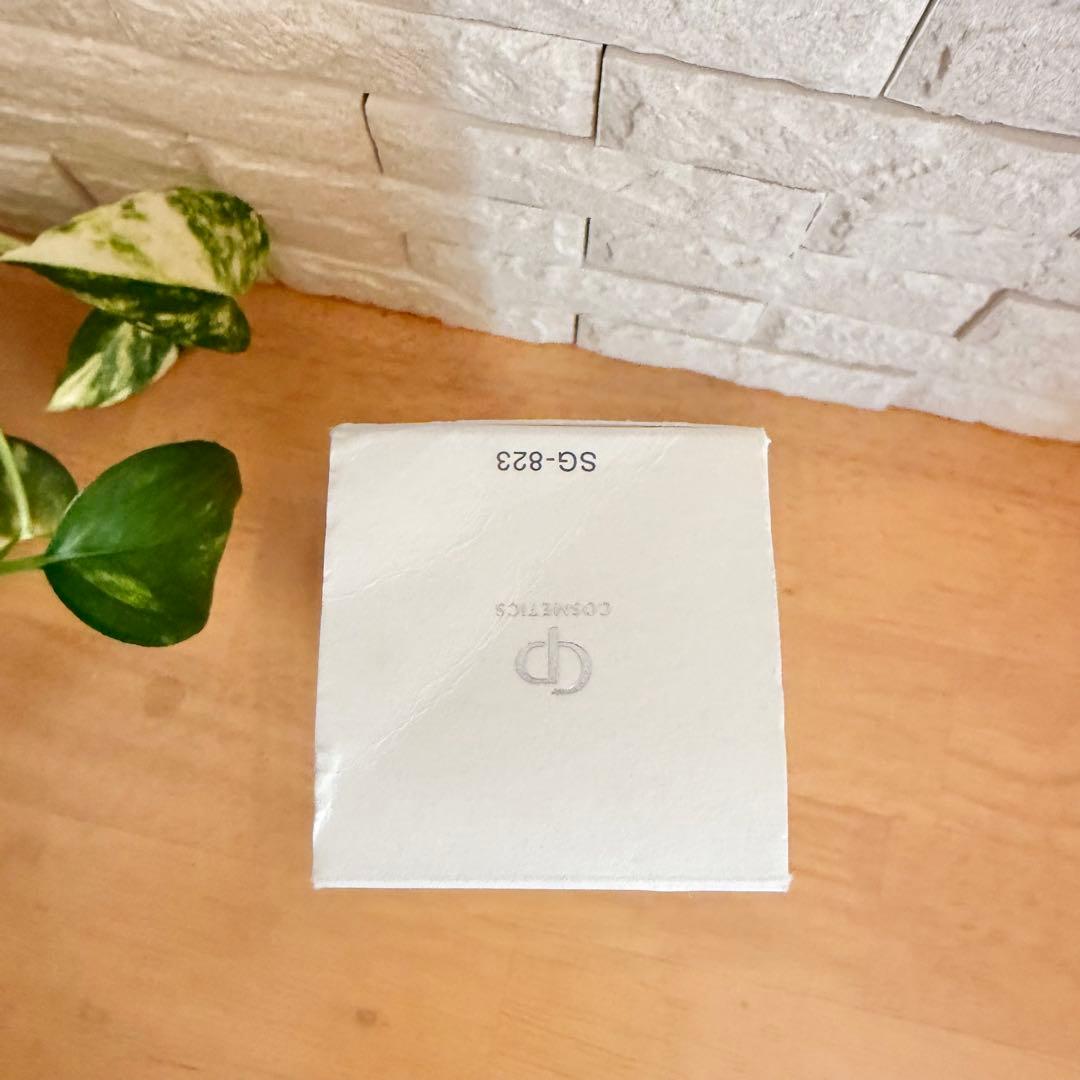 新品　ソワーニュ ホワイトシフト メラノクリスタルエッセンス e