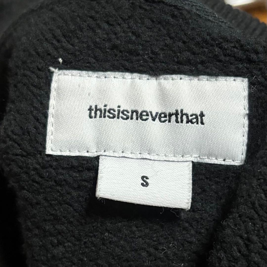 ディスイズネバーザット スウェット トレーナー 刺繍ロゴ ブラック S