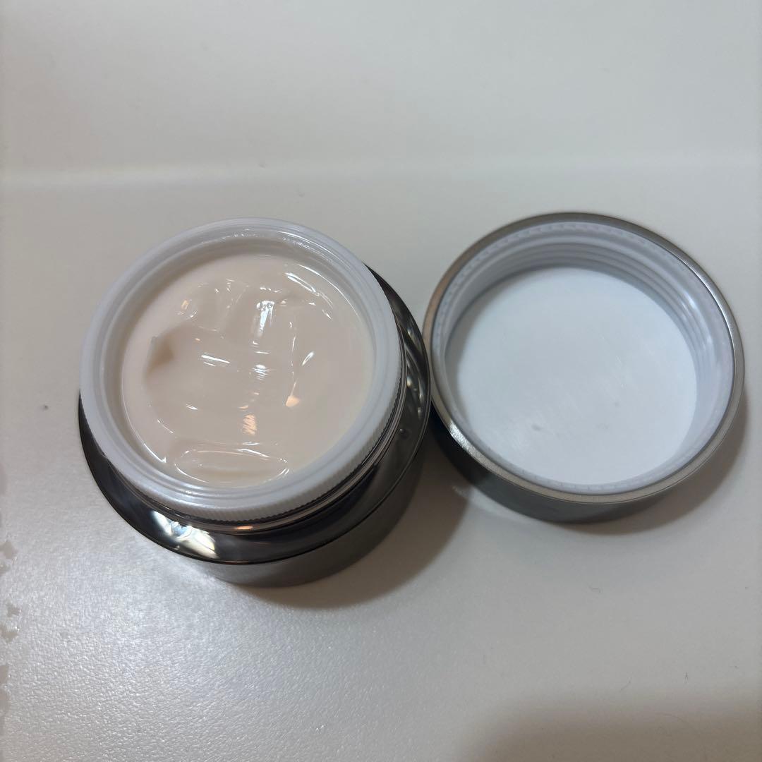 ビーグレン　スーパーQuSomeクリーム 3回使用のみ