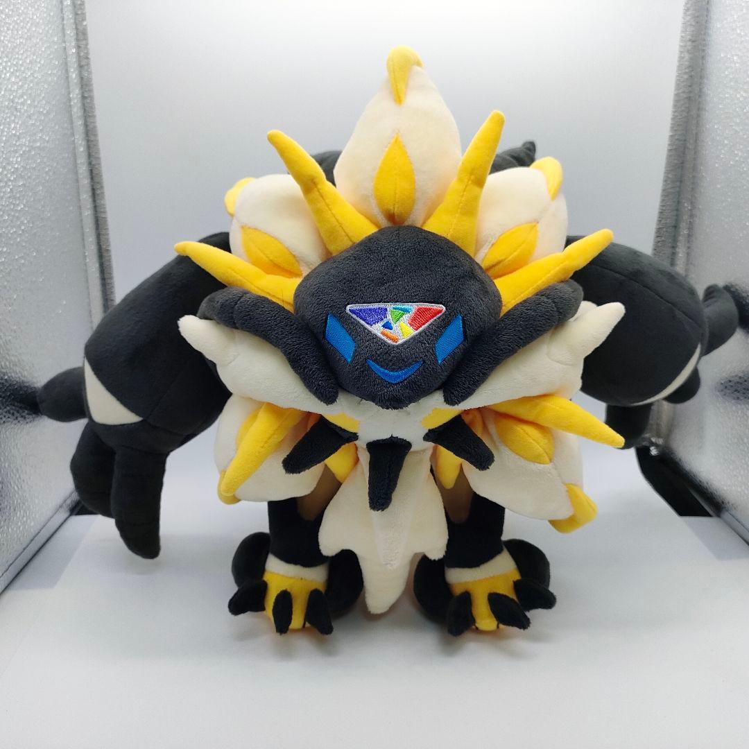 希少　ポケモンセンター　ソルガレオ　ぬいぐるみ　たそがれのたてがみ　ネクロズマ